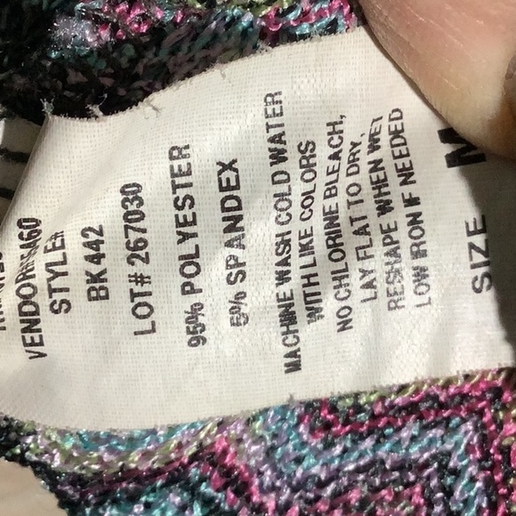 BKE - Sz M - zig zag pattern multi color sweater like long tank top - Picture 6 of 6